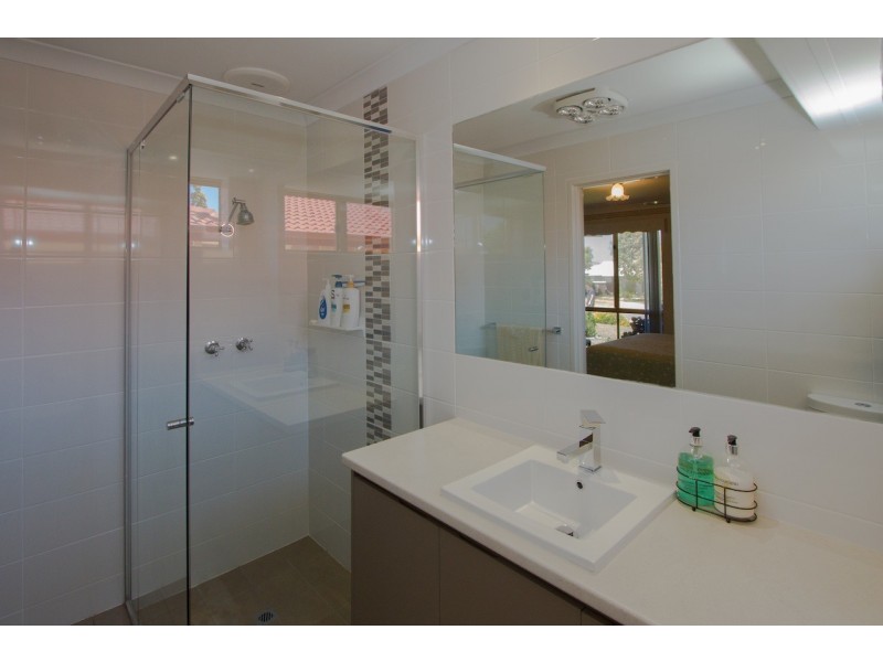 57 Bayview Street, Mount Tarcoola WA 6530