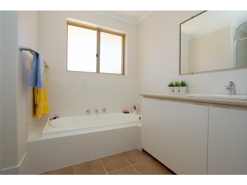 57 Bayview Street, Mount Tarcoola WA 6530