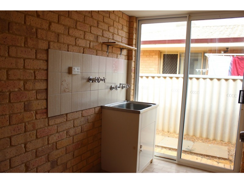 36 Pinyali Way, Waggrakine WA 6530