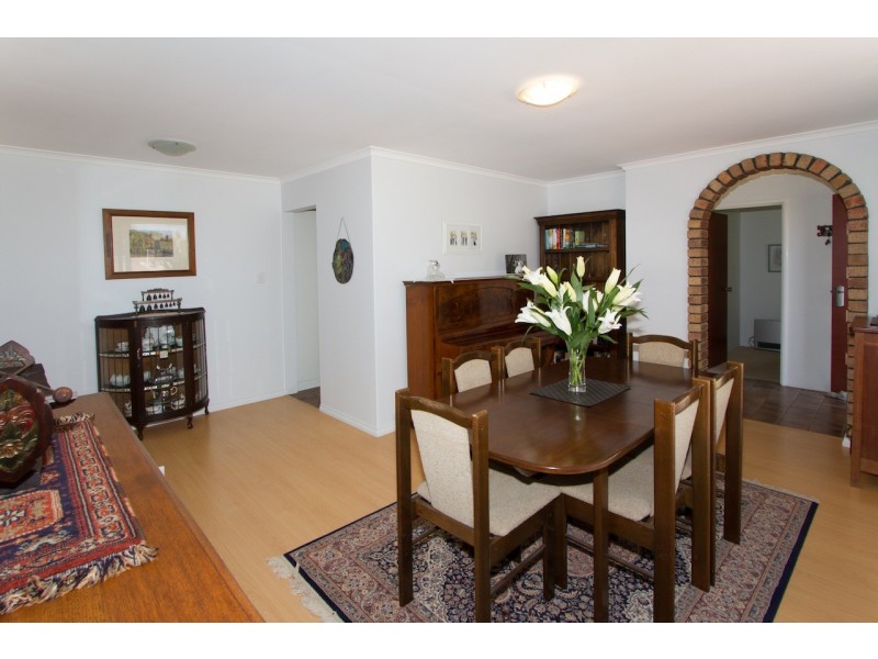 11 Olive Street, Tarcoola Beach WA 6530