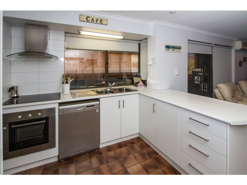 11 Olive Street, Tarcoola Beach WA 6530