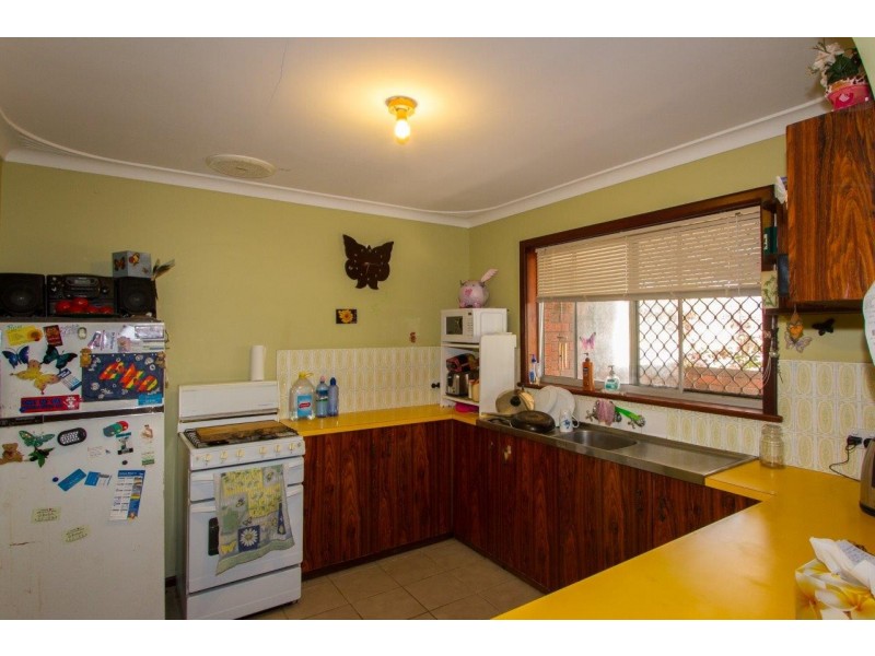 10 Kenny Crescent, Rangeway WA 6530