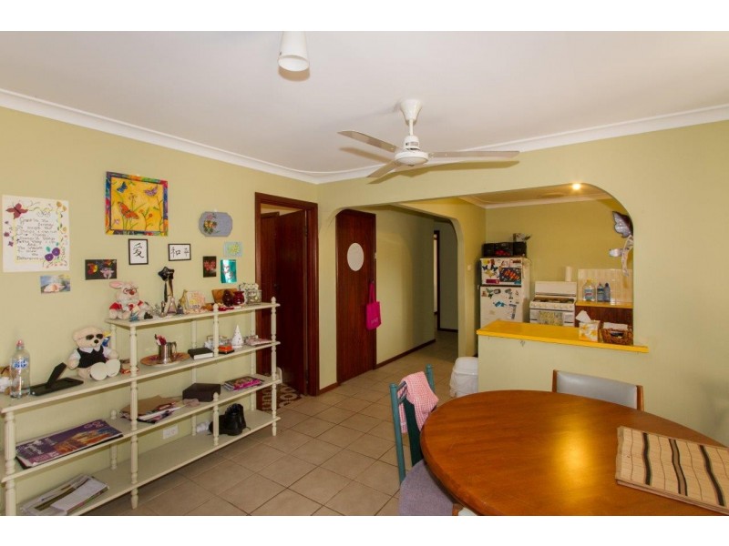 10 Kenny Crescent, Rangeway WA 6530