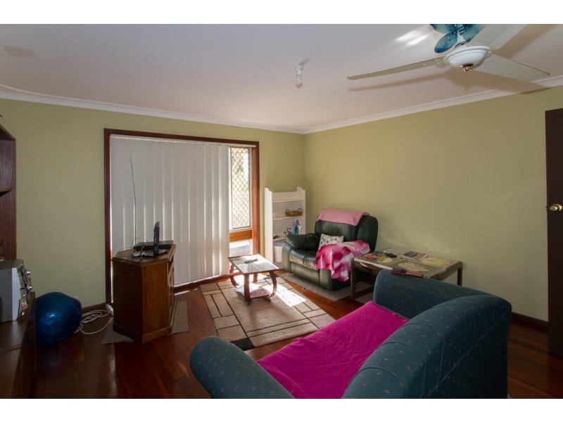 10 Kenny Crescent, Rangeway WA 6530