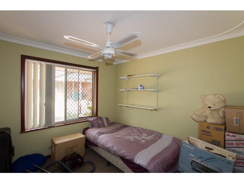 10 Kenny Crescent, Rangeway WA 6530