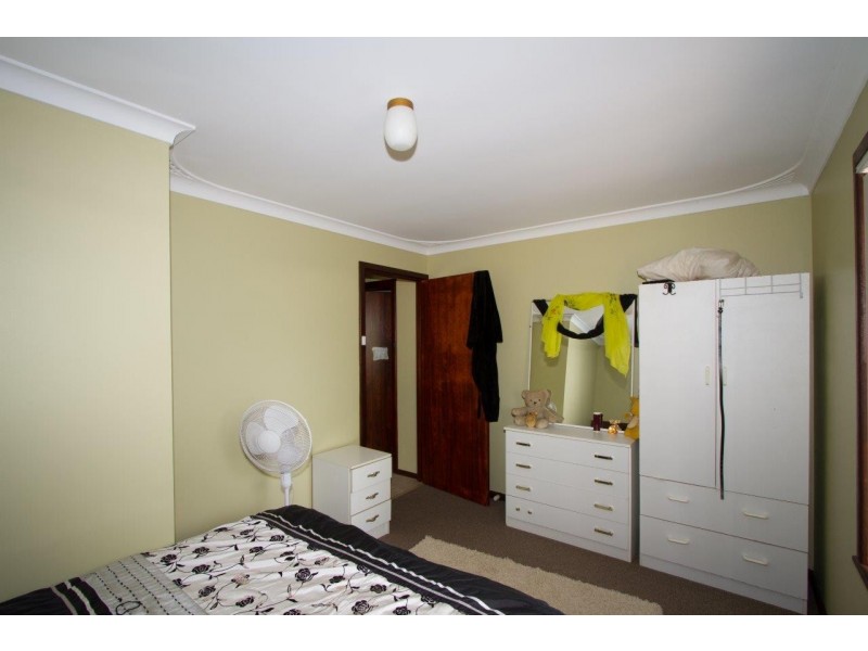 10 Kenny Crescent, Rangeway WA 6530