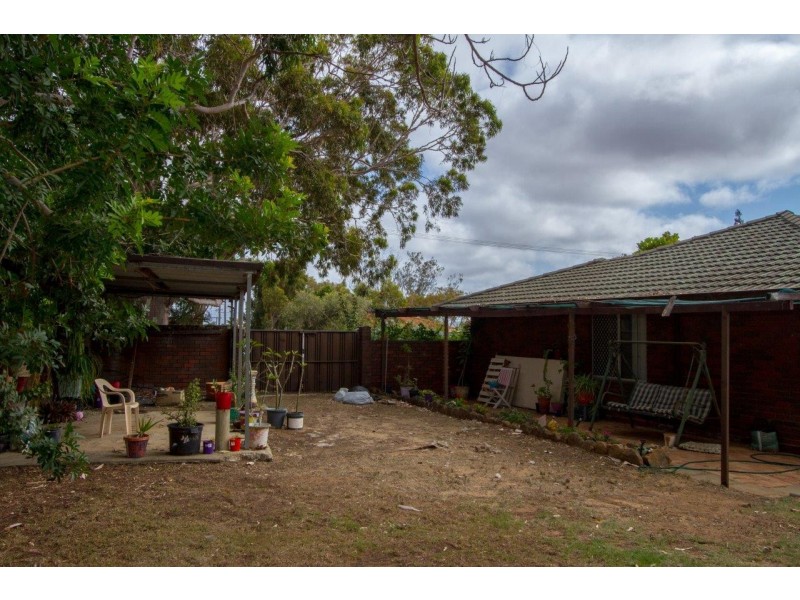 10 Kenny Crescent, Rangeway WA 6530