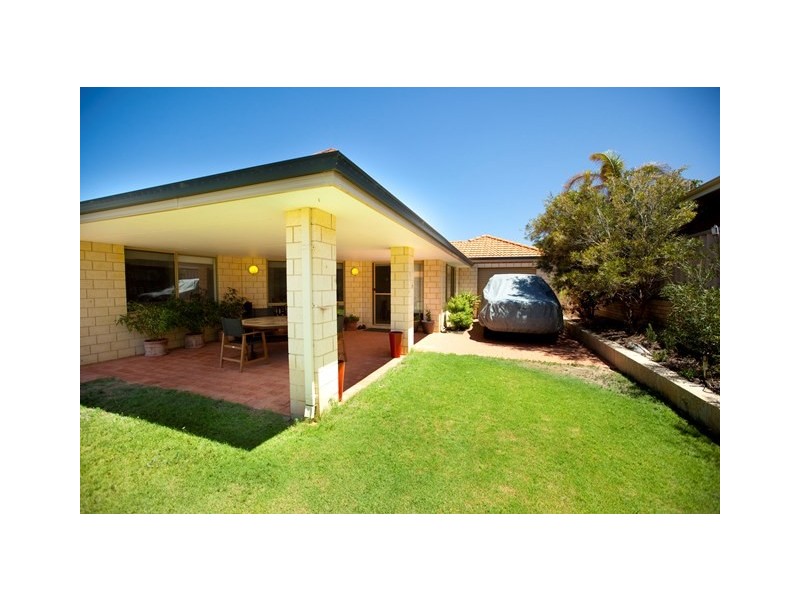 8 Moffatt Place, Tarcoola Beach WA 6530