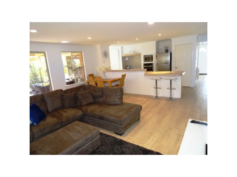 4 Mallee Court, Mount Tarcoola WA 6530