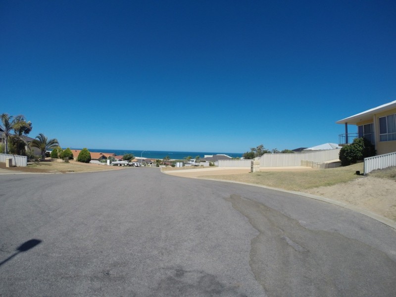 21 Pelican Rise, Wandina WA 6530