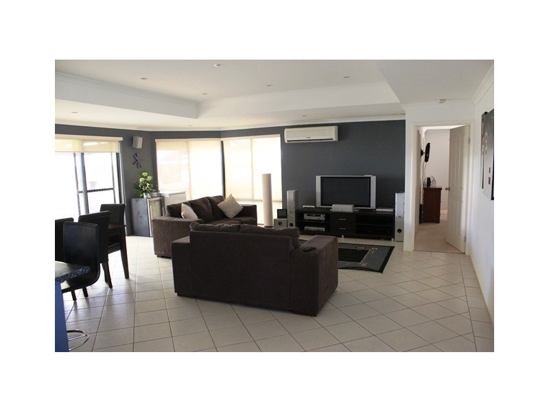 6 Clara Court, Wandina WA 6530