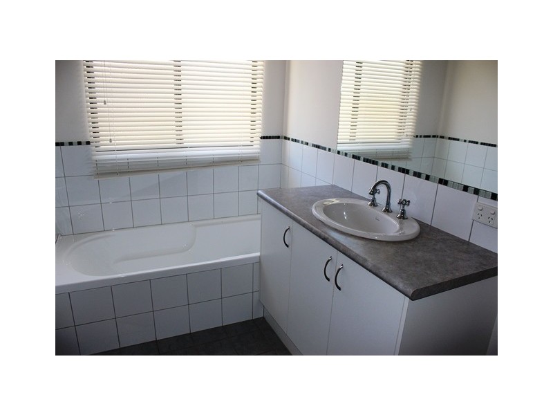 6 Clara Court, Wandina WA 6530