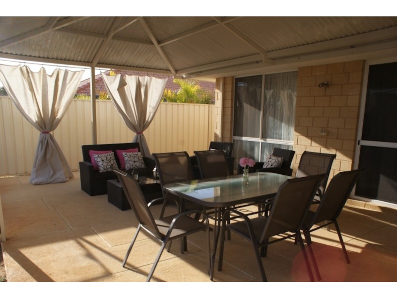 6 Angler Parade, Drummond Cove WA 6532