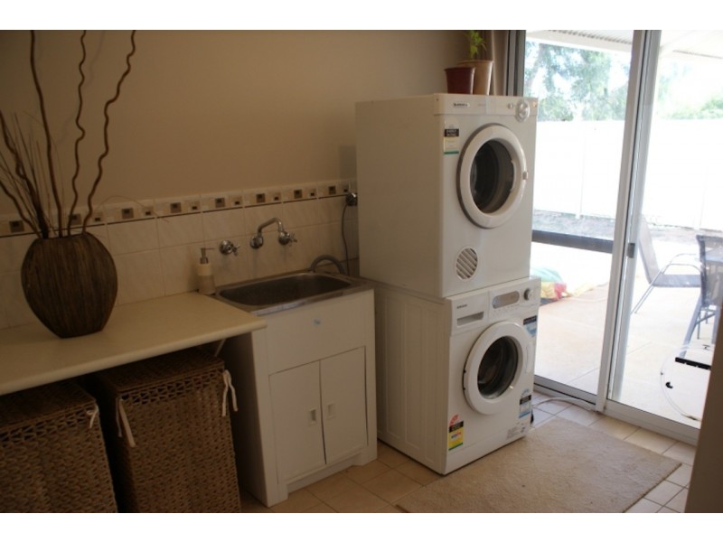 6 Angler Parade, Drummond Cove WA 6532