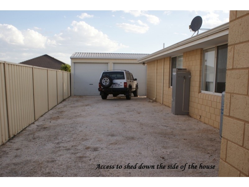 6 Angler Parade, Drummond Cove WA 6532