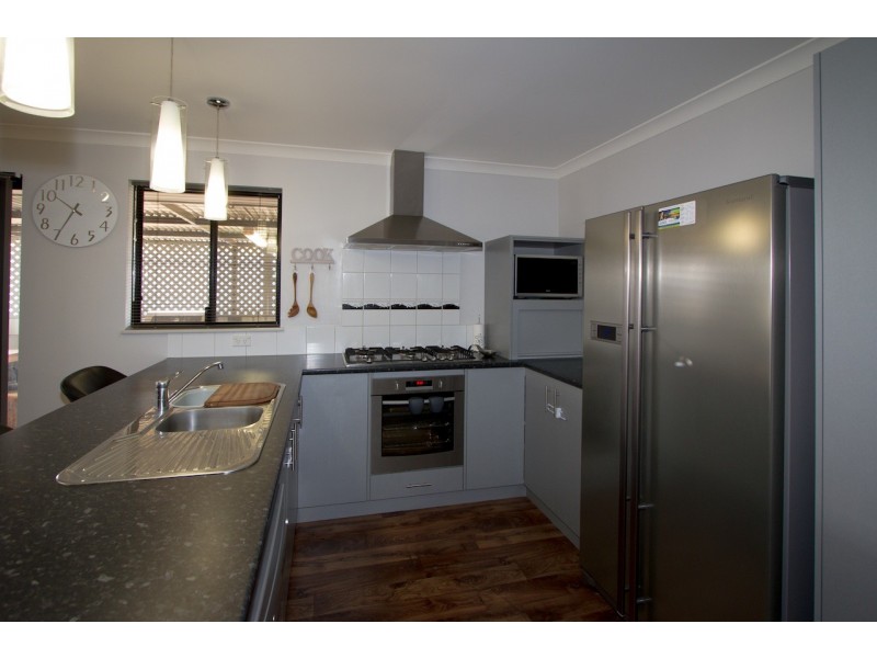 44 Ego Creek Loop, Waggrakine WA 6530