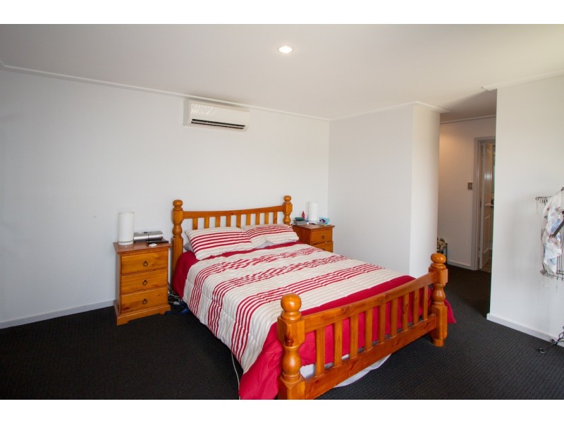 19 Andrew Lane, Waggrakine WA 6530