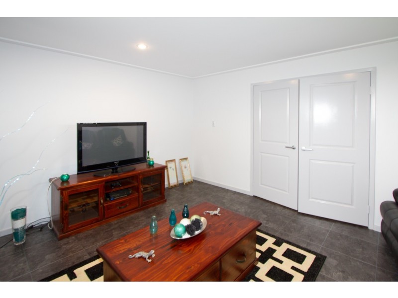 19 Andrew Lane, Waggrakine WA 6530