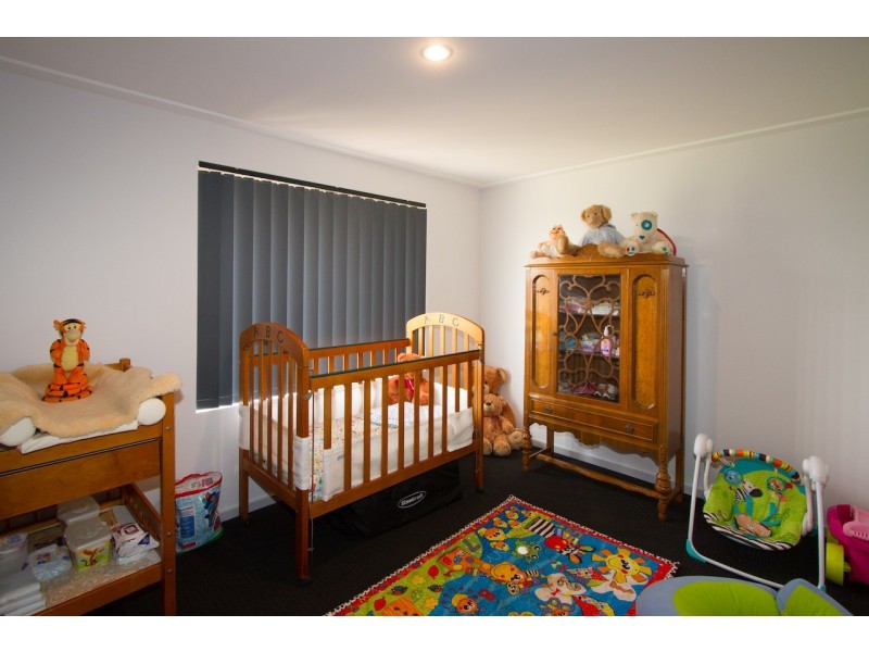 19 Andrew Lane, Waggrakine WA 6530