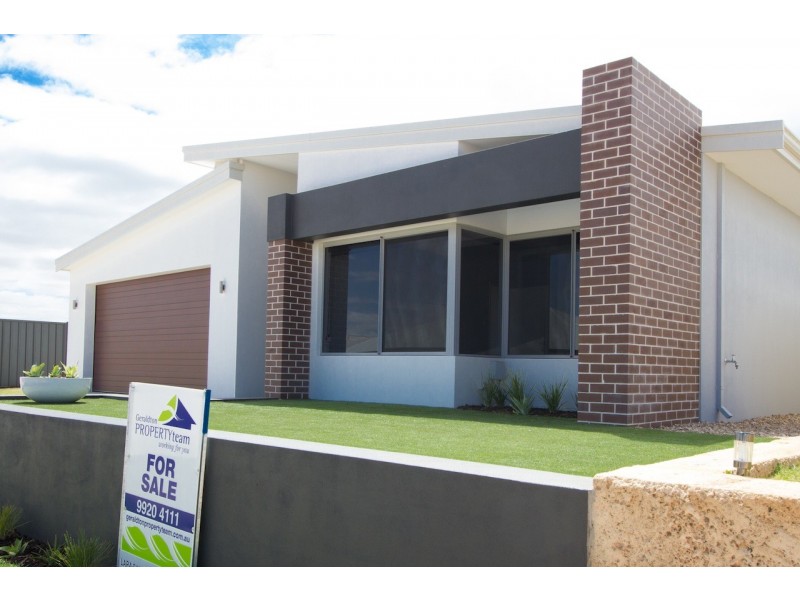 15 Mistral Crest, Drummond Cove WA 6532