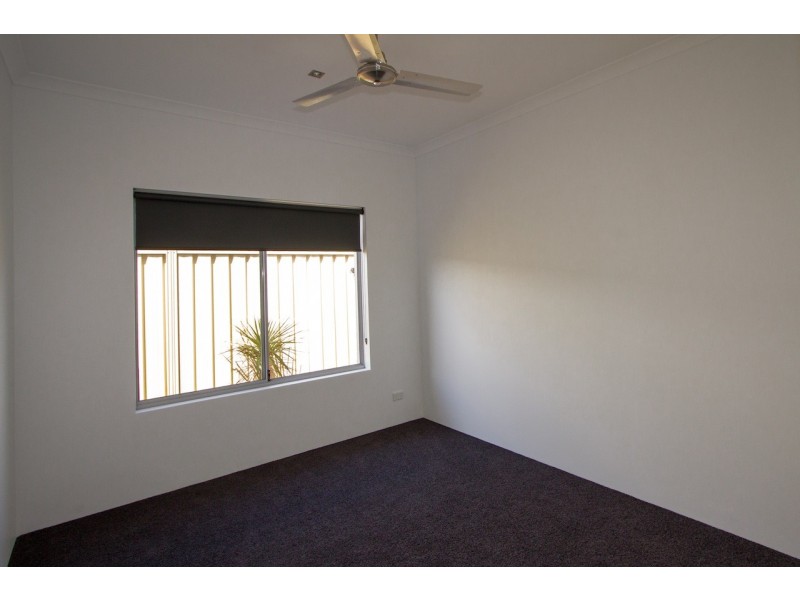 15 Mistral Crest, Drummond Cove WA 6532