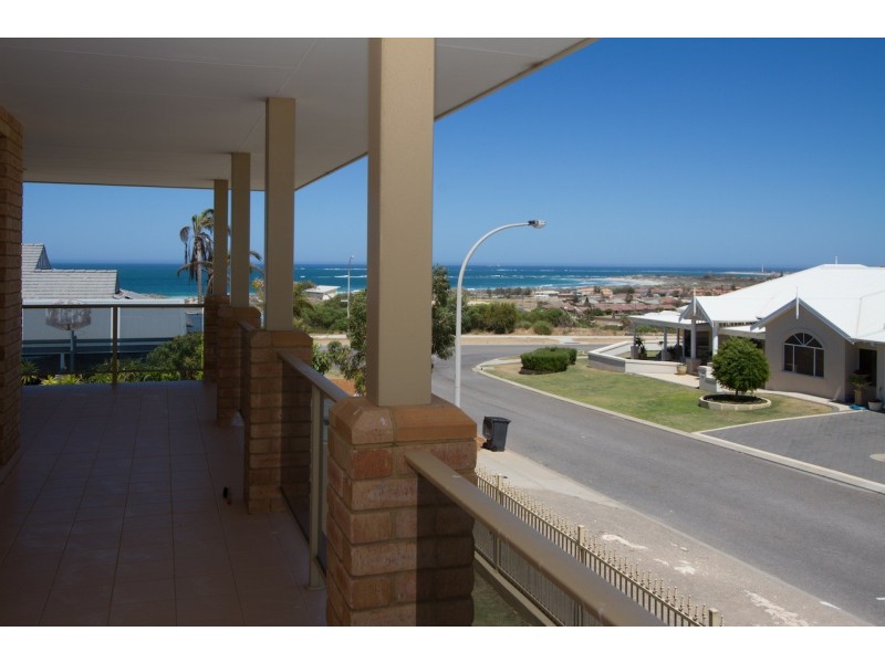 24 Cooper Circuit, Mount Tarcoola WA 6530