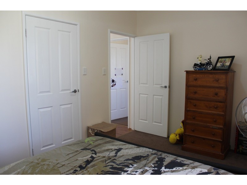 28 Reef Boulevard, Drummond Cove WA 6532