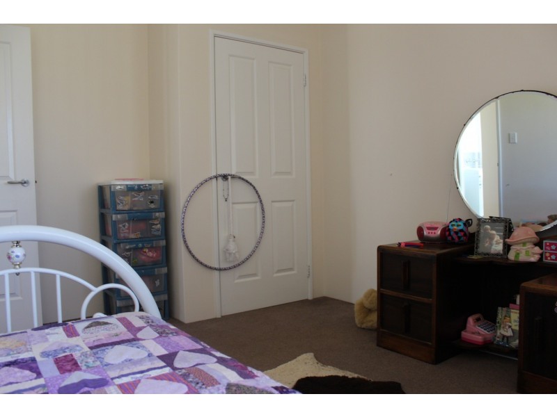 28 Reef Boulevard, Drummond Cove WA 6532