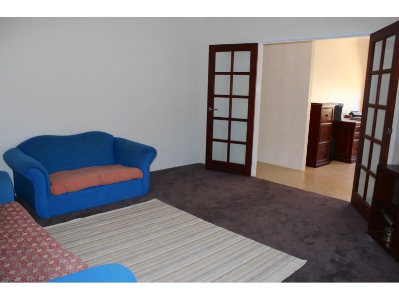 28 Reef Boulevard, Drummond Cove WA 6532