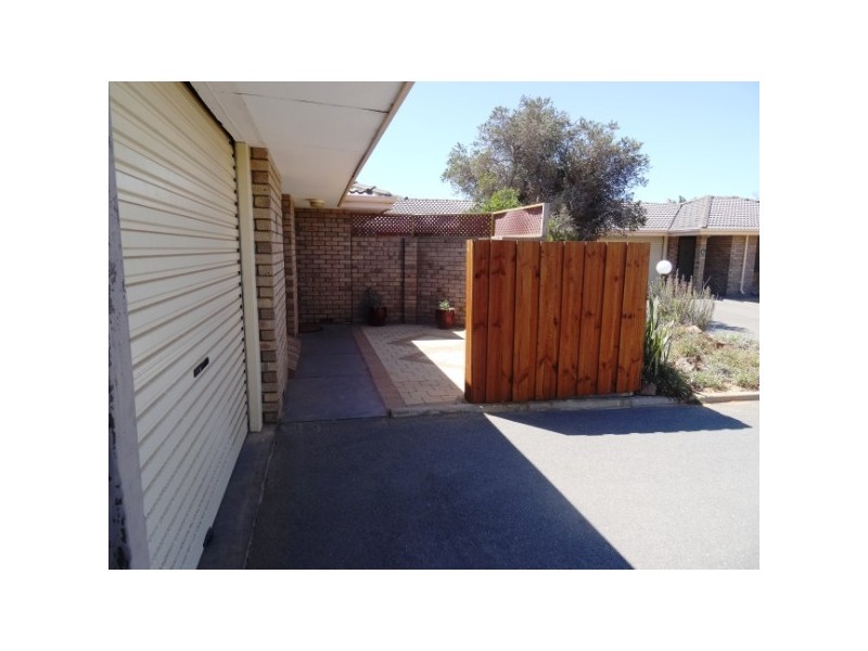 6/232 Willcock Drive, Mahomets Flats WA 6530