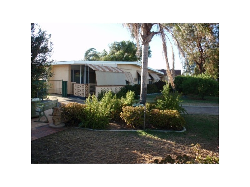 42 Charles Street, Bluff Point WA 6530