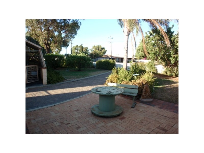 42 Charles Street, Bluff Point WA 6530