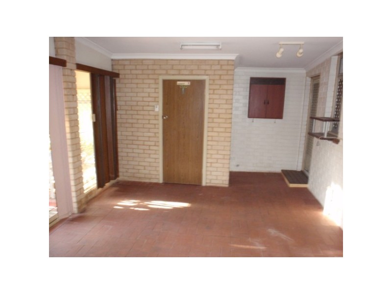 42 Charles Street, Bluff Point WA 6530