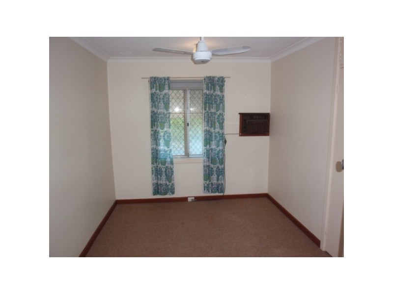 42 Charles Street, Bluff Point WA 6530