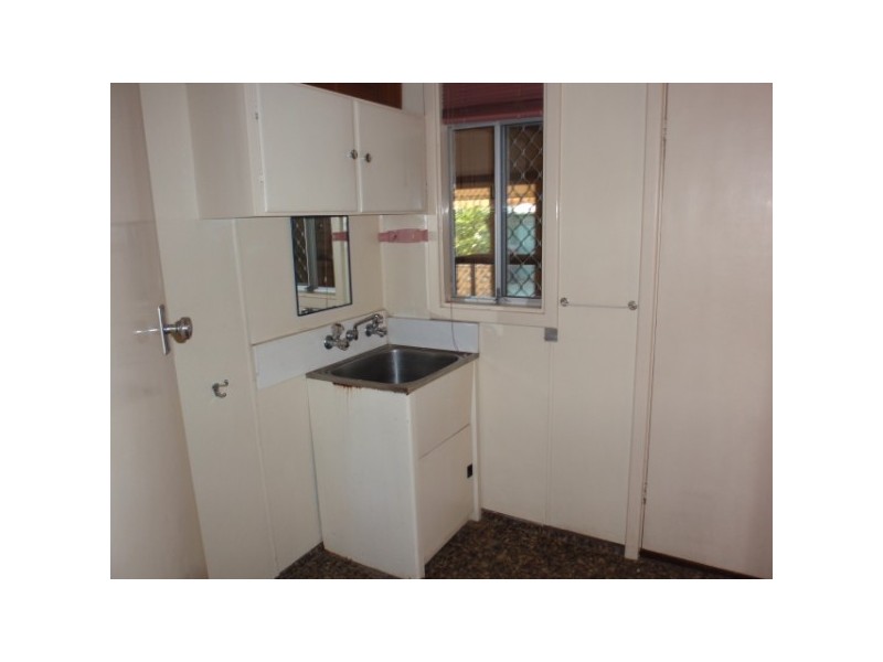 42 Charles Street, Bluff Point WA 6530