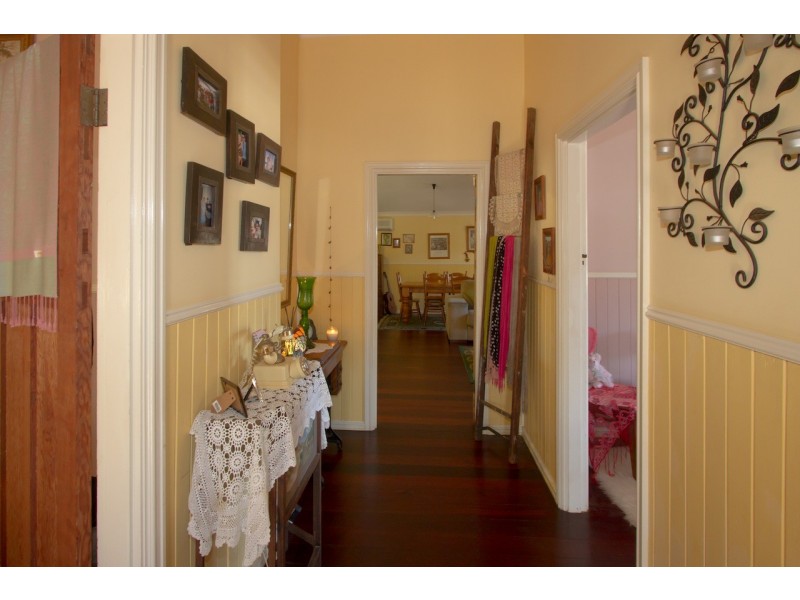 180 Shenton Street, Beachlands WA 6530