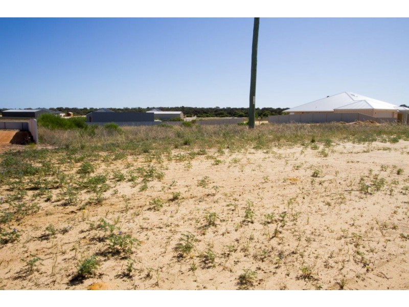 31 Strathalbyn Road, Strathalbyn WA 6530