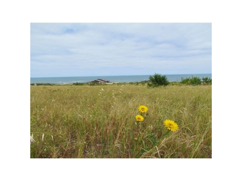 1 Oceanside Boulevard, Dongara WA 6525