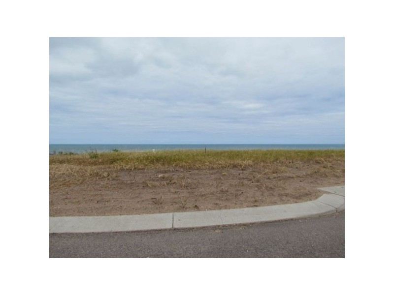 1 Oceanside Boulevard, Dongara WA 6525