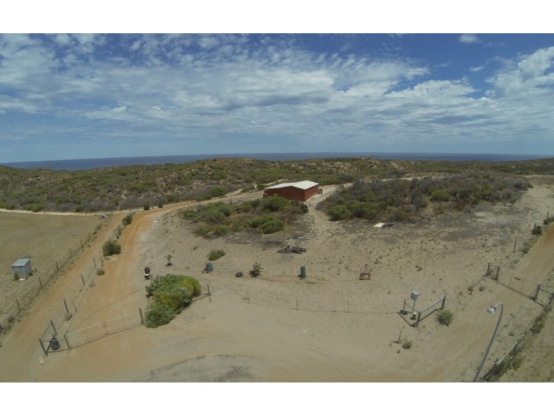 9 Abrolhos Close, Greenough WA 6532