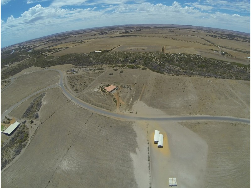 9 Abrolhos Close, Greenough WA 6532