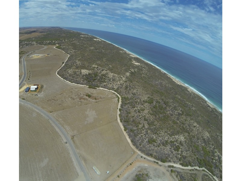 9 Abrolhos Close, Greenough WA 6532