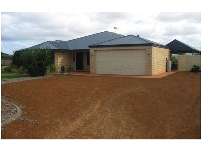 31 Dressage Circle, Deepdale WA 6532