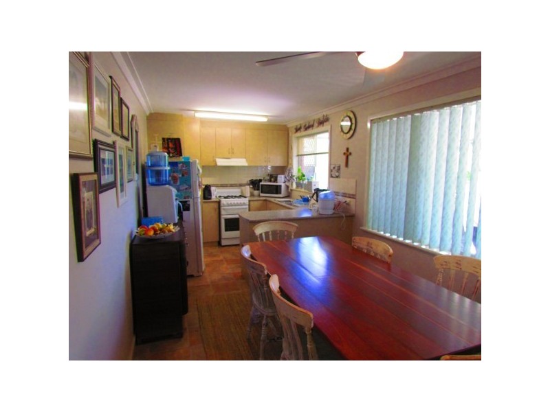 1 Forden Street, Mount Tarcoola WA 6530