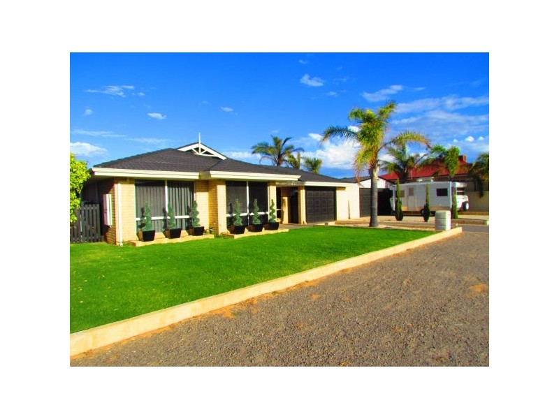 12 Reg Percy Street, Mount Tarcoola WA 6530