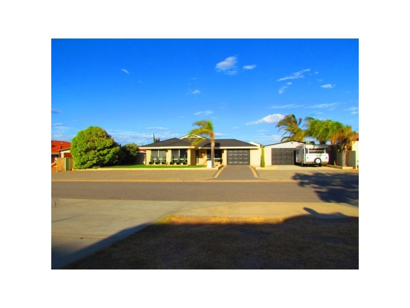 12 Reg Percy Street, Mount Tarcoola WA 6530