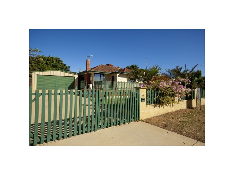 6 Crabbe Street, Rangeway WA 6530