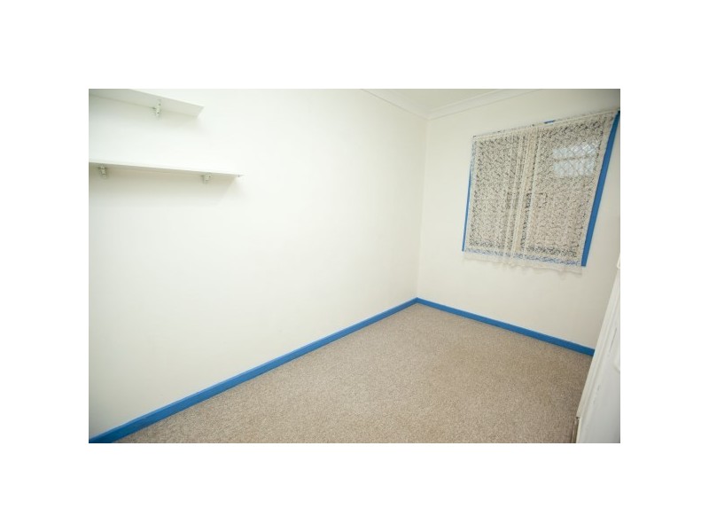 6 Crabbe Street, Rangeway WA 6530