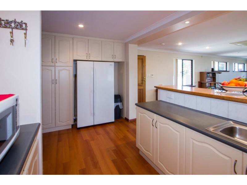 28 Buckingham Street, Mount Tarcoola WA 6530