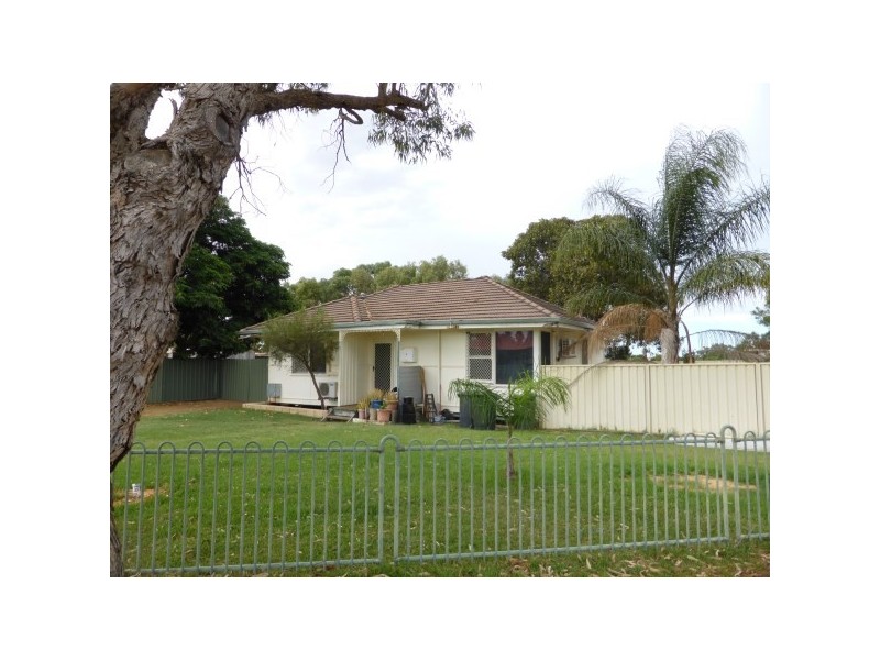 2 Euryalus Road, Utakarra WA 6530